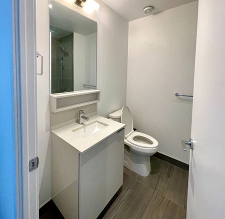 For Lease - 5 Buttermill Avenue Unit# 2207, Vaughan, Ontario - Photo 4