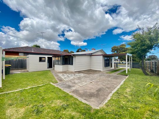 21 Richmond Crescent, Geelong - Photo 1