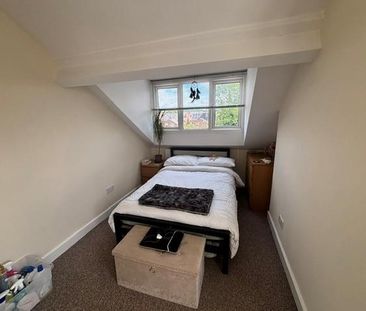 1 bedroom in a house share to rent - Photo 6