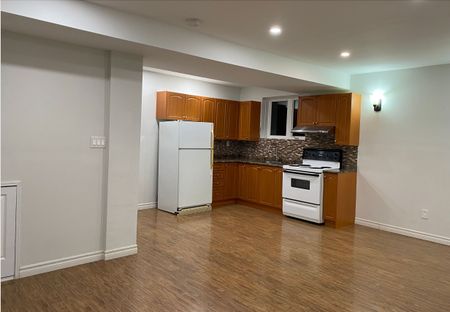 For Lease - 2359 Pilgrim Square Unit# BSMT, Oshawa, Ontario - Photo 4
