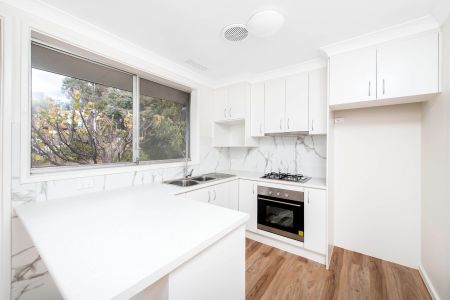 141 Ross Smith Crescent, Scullin ACT 2614 - House For Rent | Domain - Photo 5