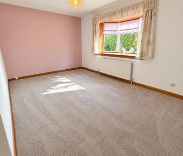 3 bedroom property to rent - Photo 3