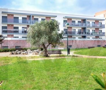 Apartment T3 in Oeiras e São Julião da Barra, Paço de Arcos e Caxias, Oeiras - Photo 1