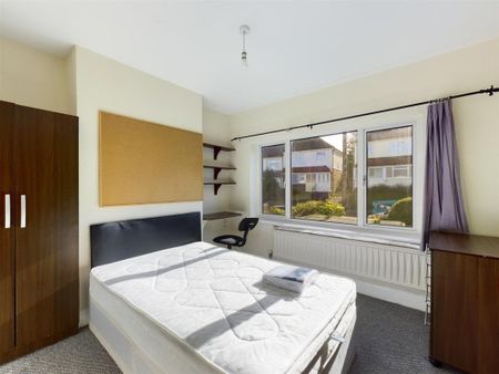 Bevendean Crescent, Brighton - Photo 5