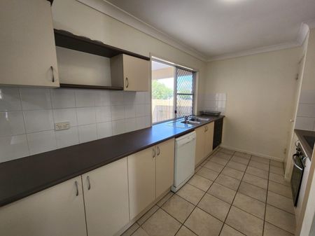 Charming Family Home in the Heart of Kirwan - Photo 3