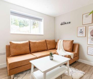 Winnall, SO23 - Photo 1