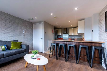 3 bedroom apartment to rent - Photo 2