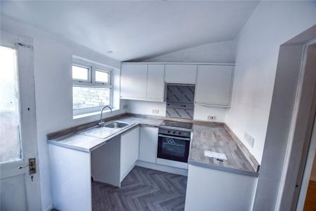 2 bedroom terraced house to rent - Photo 5