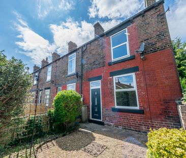 THE MOUNT ROTHWELL LEEDS LS26 0JG - Photo 2