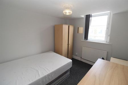 7 bedroom house to rent - Photo 4