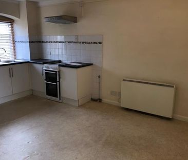 3 bedroom apartment to rent - Photo 6