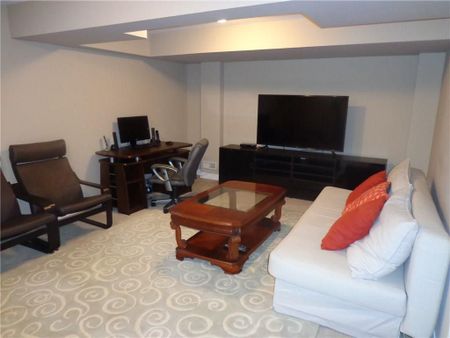 For Lease - 26 Walters Lane, Grimsby, Ontario - Photo 4