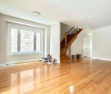 For Lease - 3682 Banff Court, Mississauga, Ontario - Photo 5