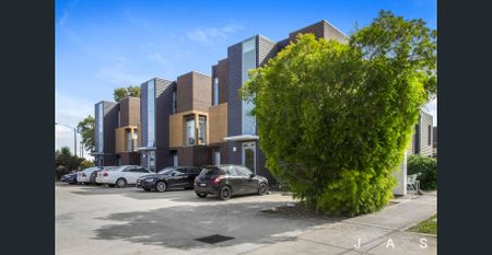 Delightful Apartment - Photo 4