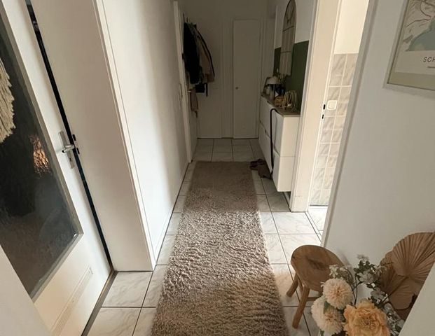 Nachmieter zum 01.12. - 3-Zimmerwohnung mit Balkon - Altstadt-Süd - Foto 1