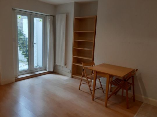 2 Bed Flat, Stanwick Rd, W14 - Photo 1