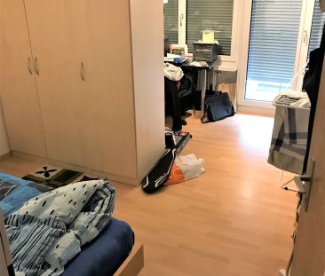 2.5 Zimmer, 2. Stock - Photo 3