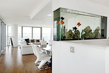 3 bedroom apartment to rent - Photo 2