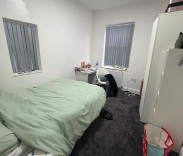 5 bedroom terraced house to rent - Photo 3