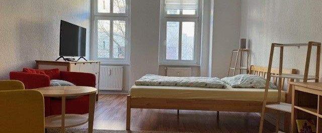 Wohnen in der Nähe des Volksparkes Friedrichshain ab sofort verfügbar - Photo 1