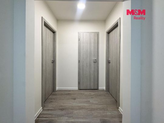 Pronájem bytu 4+1 83 m² - Fotografie 1