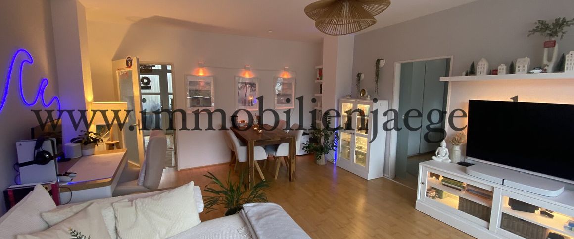 Hummelsbüttel-Nord - Modernisierte Gartenseiten-Wohnung mit großer Balkonterrasse - Photo 1