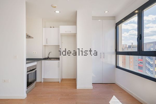 Alquiler de piso en Calle Pilar Lorengar, 16 - Photo 1