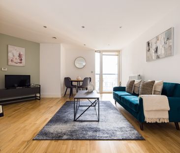 1 Bed Flat, Dowells St, SE10 - Photo 3