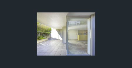 Entertainers Courtyard Apartment....This Is Living !! - Photo 4