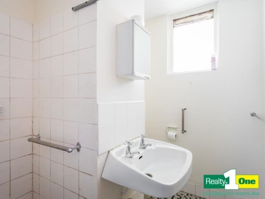 18/221 Clontarf Rd, Hamilton Hill - Photo 1