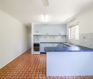 COMFORT, CONVENIENCE, AND CHARM - A PLACE TO CALL HOME 15 PASHLEY S... - Photo 1