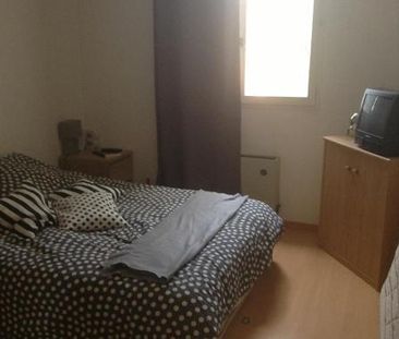Location Appartement 3 pièces 78m² DRAGUIGNAN 83300 - Photo 3