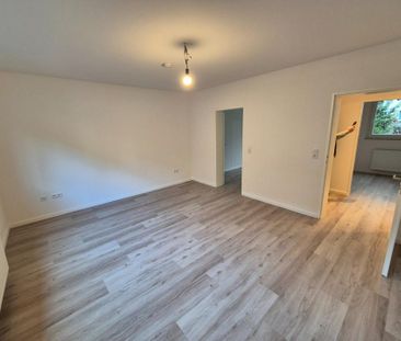 Top aufgeteilte 2-Zimmer Wohnung mit Balkon im Herzen von Flingern - Foto 1
