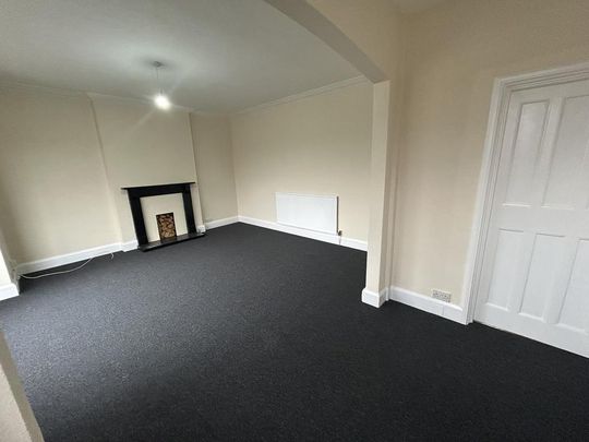 4 bedroom apartment to rent - Photo 1