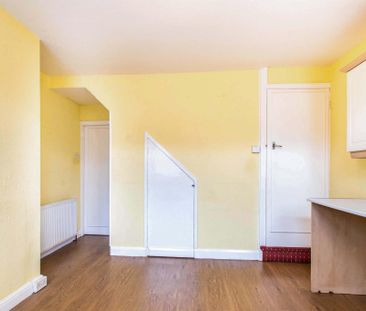 Woodlea Mount, Leeds - Photo 5