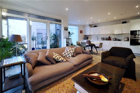 A modern, well presented second floor apartment, situated on the remarkable new Mosaic development. A modern, urban development set on the edge of Headington. - Photo 3