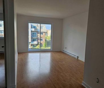 Grand 4 1/2 rénové à Varennes - Photo 2