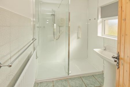 112 Portaferry Road, Newtownards, BT22 2AH - Photo 4