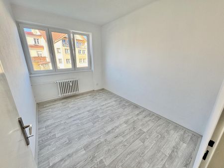 Pronájem bytu 3+1 68 m² - Photo 3