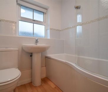 2 bedroom semi-detached house to rent - Photo 5