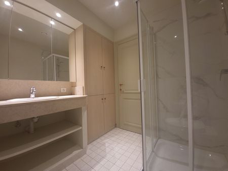 Gezellig éénslaapkamer appartement in herenwoning met zicht op water - Photo 5