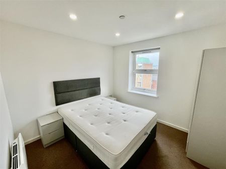 Deansgate, Bolton - Photo 3