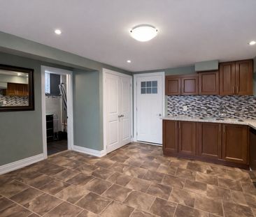 For Lease - 926 Flagship Drive Unit# Lower 1, Mississauga, Ontario - Photo 2