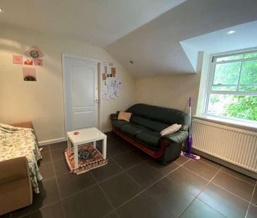 The Moor, Falmouth, TR11 - Photo 6