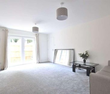 Willow Close, Wick, Bristol, Gloucestershire, BS30 - Photo 4