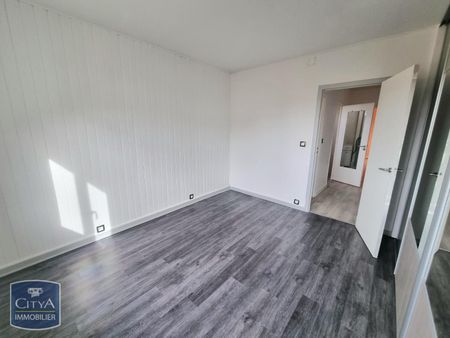 Location Appartement 3 pièces 69m² BEAUMONT 63110 - Photo 3