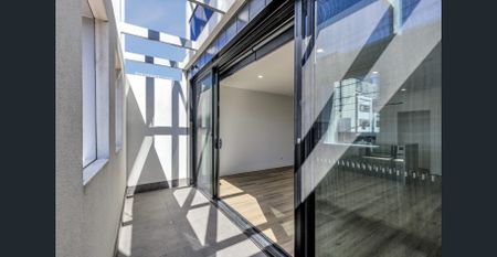 Brand new and spacious 1 bedroom apartment - Photo 5