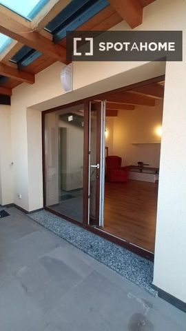 milan, Lombardy 20037 - Photo 5