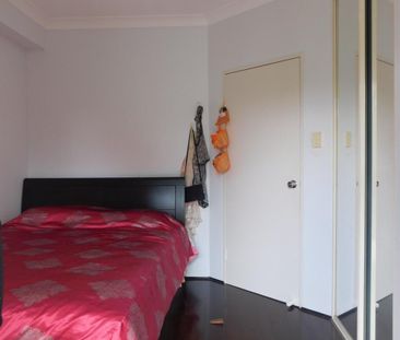 Riverwood 4 Bedrooms 2 Bathroom Unit - 5 minutes Walk to Everything! - Photo 5