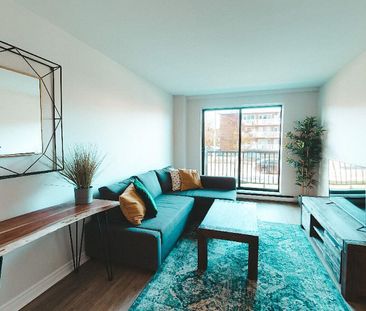 Le Mistral – Villeray–Saint-Michel–Parc-Extension - Photo 1